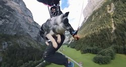 Pas i gazda prkose visini: Nerazdvojni tandem uživa u skoku s padobranom