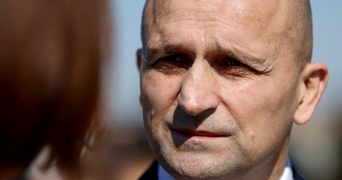 Anušić tvrdi da nije u sukobu s Medvedom