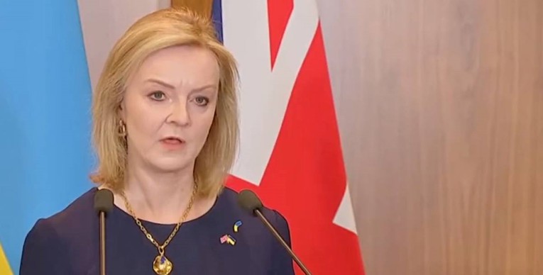 Britanija: Novac sa Zapada i dalje hrani Putinov ratni stroj