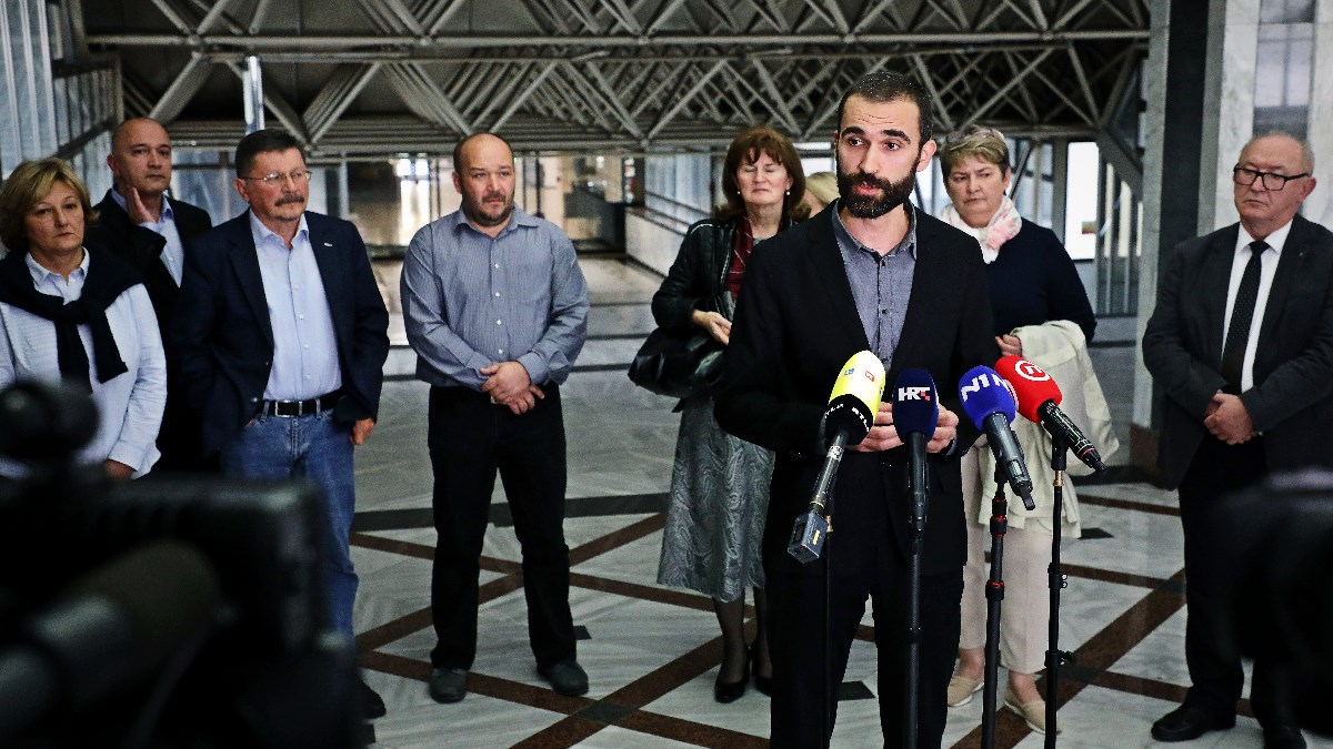 Sindikati: Bruto plaće će nam rasti oko 660 kuna ove i 200 kuna iduće godine
