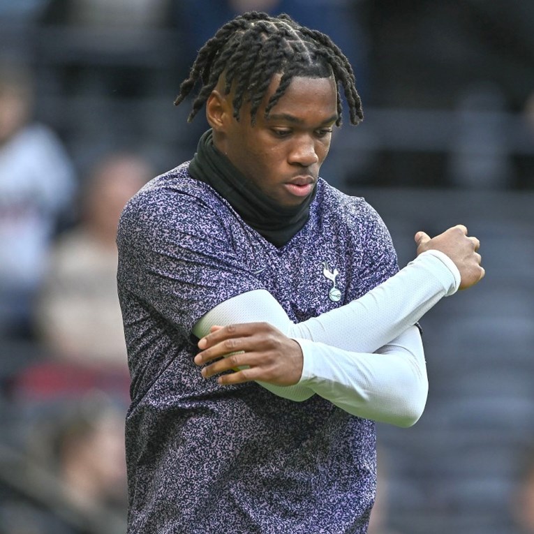 Otkriveno tko je zvijezda kojoj je nogometni agent prijetio pištoljem