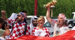 FOTO Kolinda od ranog jutra pjeva i druži se s hrvatskim navijačima u Kataru