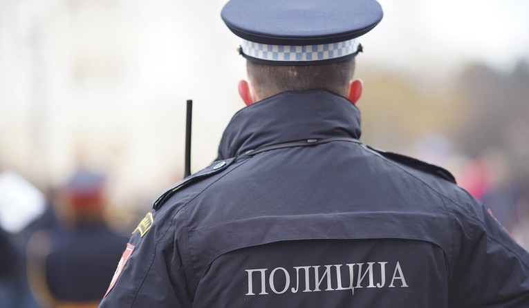 Brojne škole u Republici Srpskoj primile prijetnje bombama: "Svi ćete umrijeti"