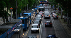 VIDEO Velik zastoj tramvaja u Savskoj u Zagrebu