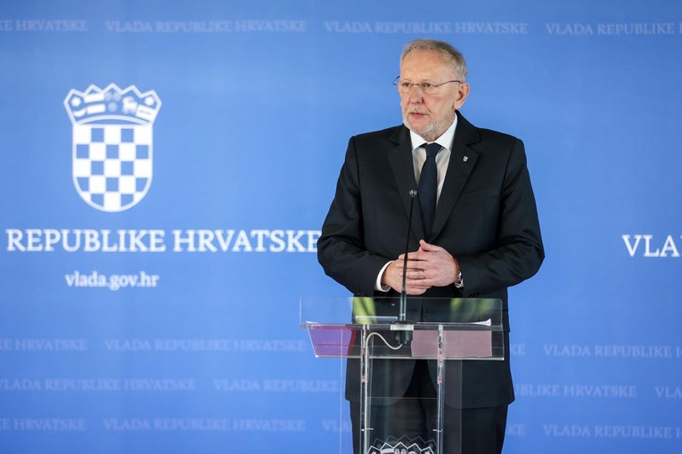 Božinović o napadu na pravoslavnu crkvu: Osumnjičeni je pod nadzorom policije