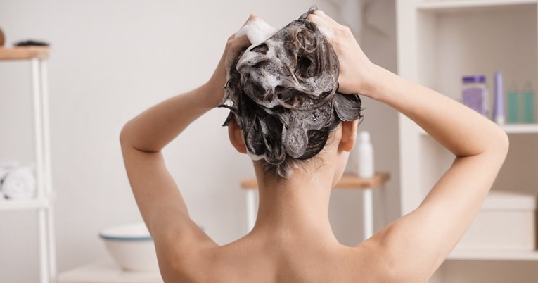 Dermatolog otkriva koliko bismo često trebali prati kosu