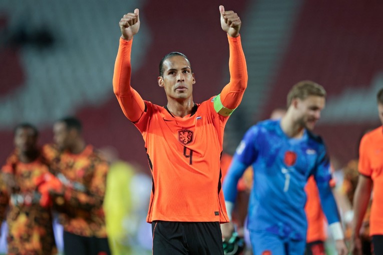 Van Dijk nije bio zadovoljan terenom Marakane: Nije bilo lako igrati