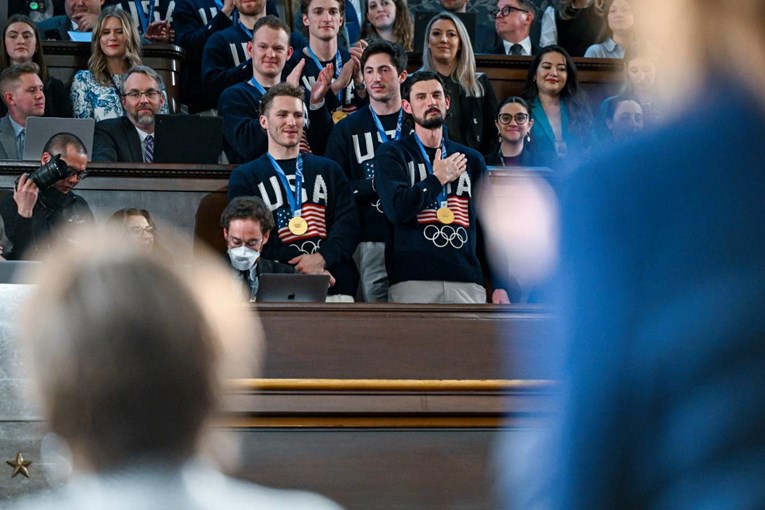 Pet američkih hokejaša propustilo prijem kod Trumpa. Evo kako su se opravdali