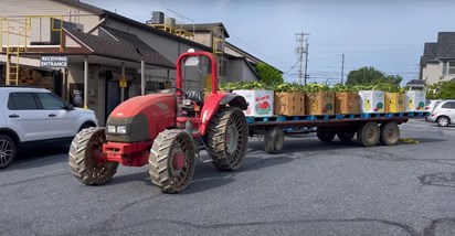 Amiši imaju čelične kotače na traktorima, a razlog je neočekivan