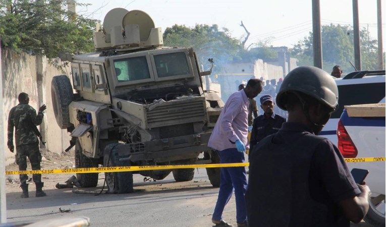 Radikalni islamisti napali hotel u Somaliji, ubijeno osam civila