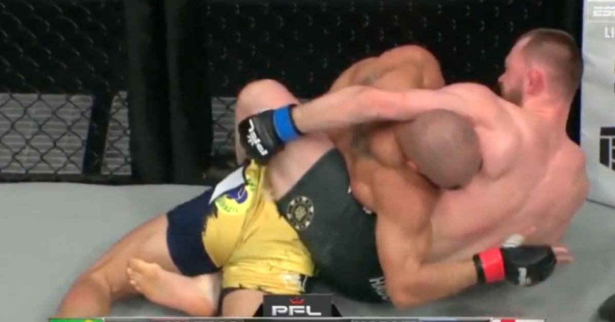 Pogledajte izrazito rijedak potez kojim je bivši UFC borac završio protivnika