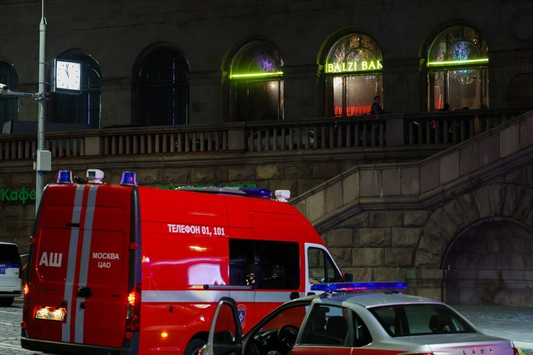 Žena pokušala unijeti bombu u restoran u Moskvi. Meta je bio Putinov general?