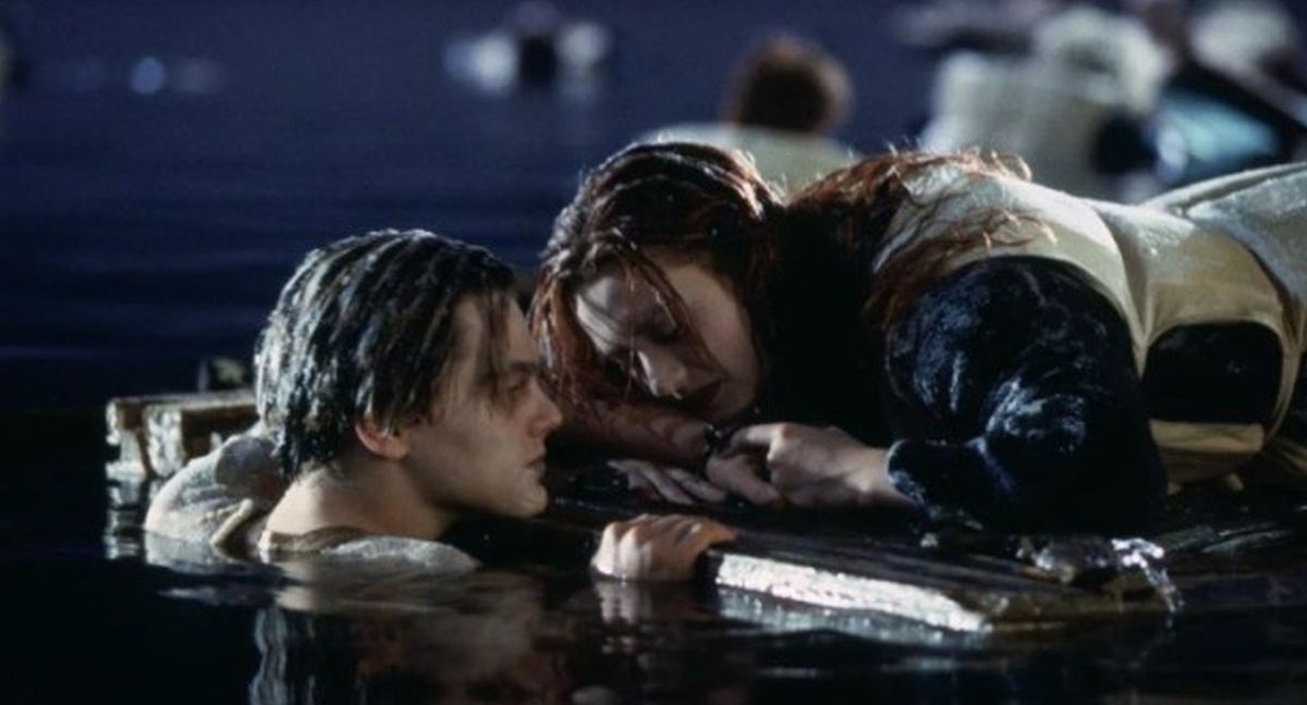 Brad Pitt pitao DiCaprija zašto Jack nije stao na vrata, evo što je odgovorio