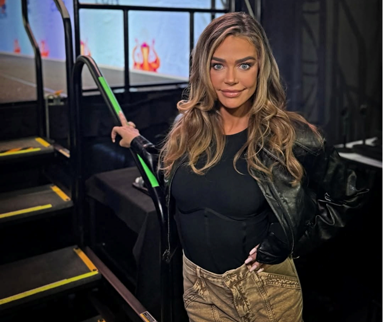 Sud naredio Denise Richards da mora uzdržavati bivšeg muža s 5000 dolara mjesečno