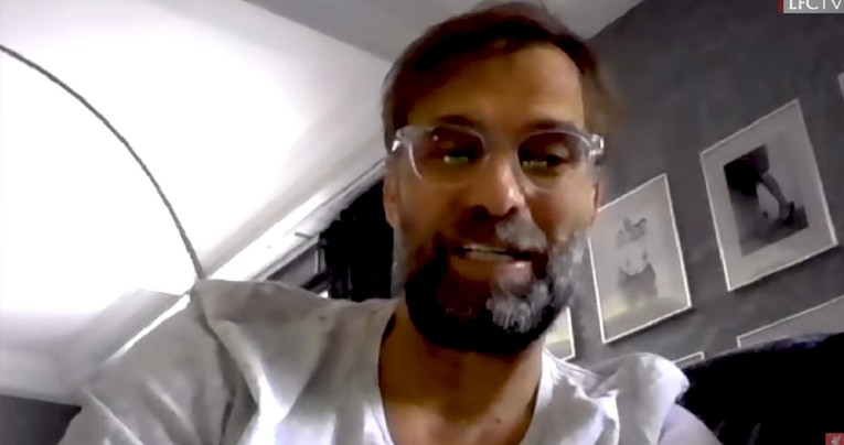 Klopp trojicu bolesnih navijača iznenadio pozivom pa ih potpuno oduševio