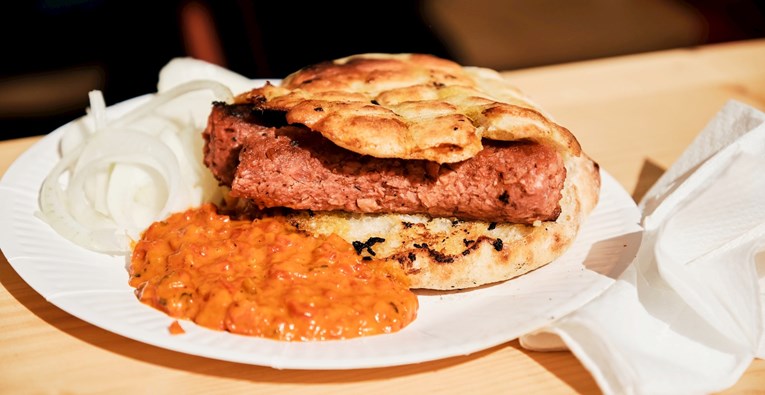 VegeSajam na Europskom trgu u Zagrebu 3. lipnja, jest će se veganski ćevapi i sirevi