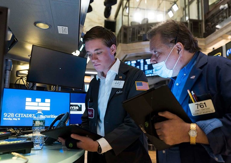 Na Wall Streetu Dow Jones ojačao, S&P 500 oslabio