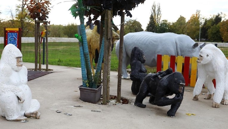 U Karlovcu nađena ukradena plastična gorila, za njom je tragala i policija