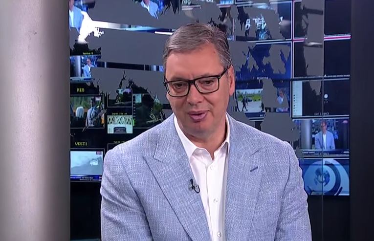 Vučić ponudio dva moguća termina za izbore