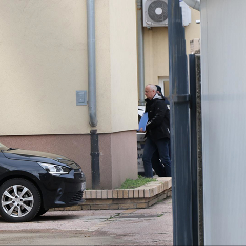Uhićeni gradonačelnik Nove Gradiške ispitan u Uskoku, kaže da nije kriv