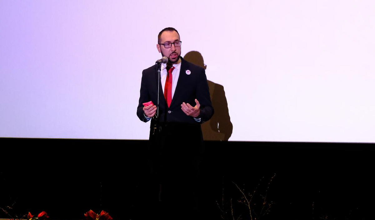Tomašević roditeljima odgojiteljima: Slobodno izrežite barkod s poslanih anketa