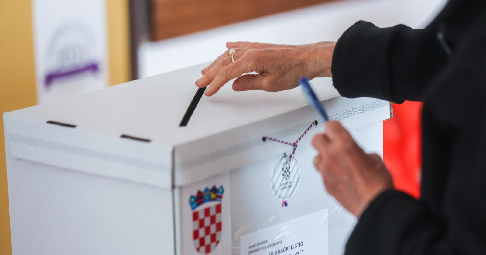 Vlada mijenja registar birača, ukidaju se plave potvrde