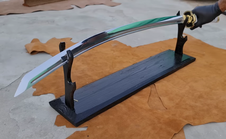 Pijana žena u kafiću kod Lipika vadila katanu