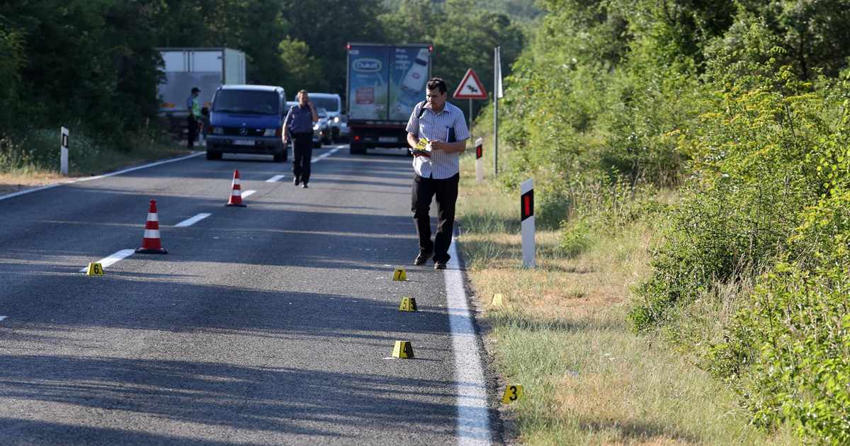 Preminuo motociklist (19) koji se na Krku zabio u auto iz suprotnog smjera