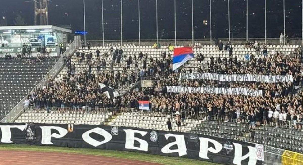 Grobari poslali poruku povodom godišnjice Oluje