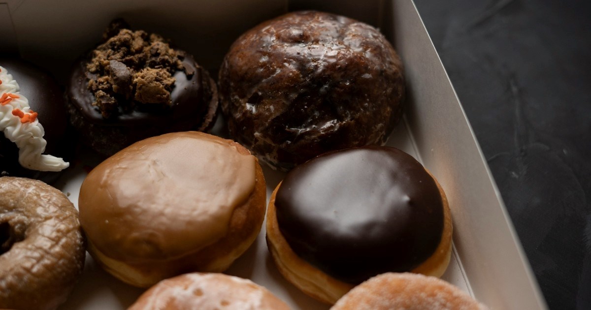 Izbjegavajte ih prije ljeta: Šest vrsta hrane i pića koje potiču nadutost i upalu