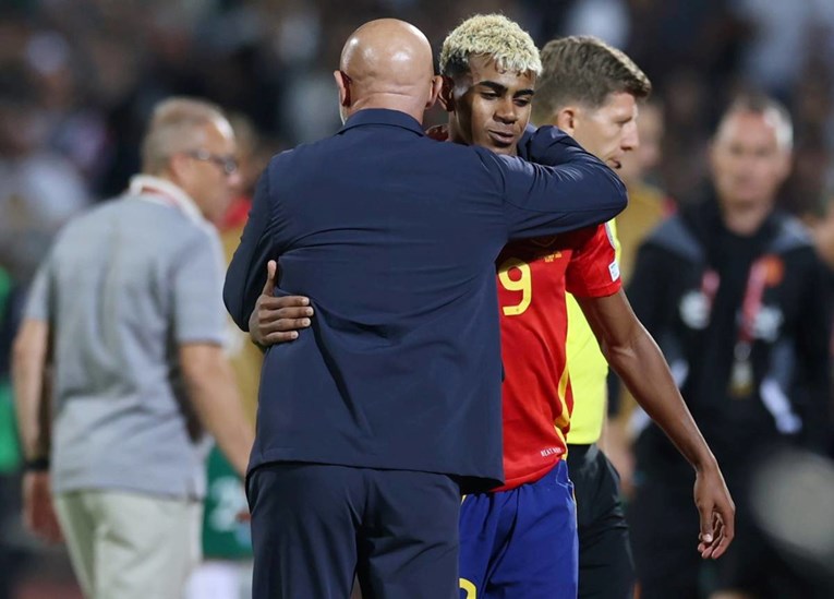 Izbornik Španjolske o Yamalu: Savjest mi je čista, zdravlje igrača je prioritet