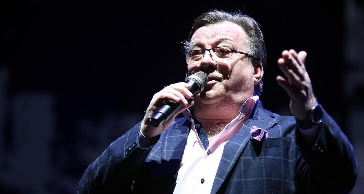 Sarajevo preimenovalo tribinu u čast Halida Bešlića