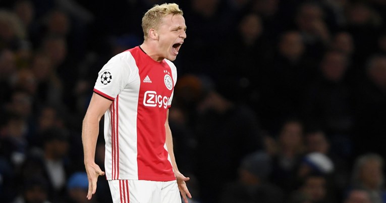 Ajax potvrdio: Prodajemo van den Beeka
