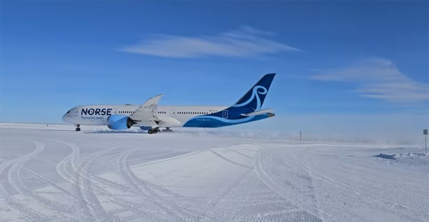 VIDEO Boeing 787, najveći avion koji je ikad sletio na ledenu pistu na Antarktici