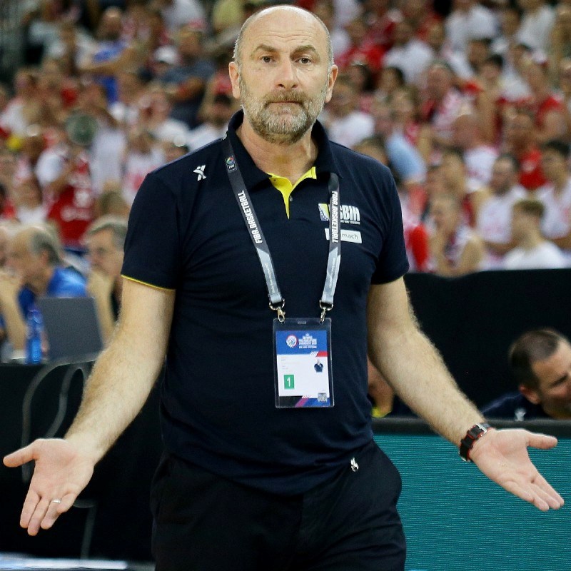 Izbornik BiH: Kakav si miš i bijednik kad se naljutiš na trenera i ostaviš svoj narod
