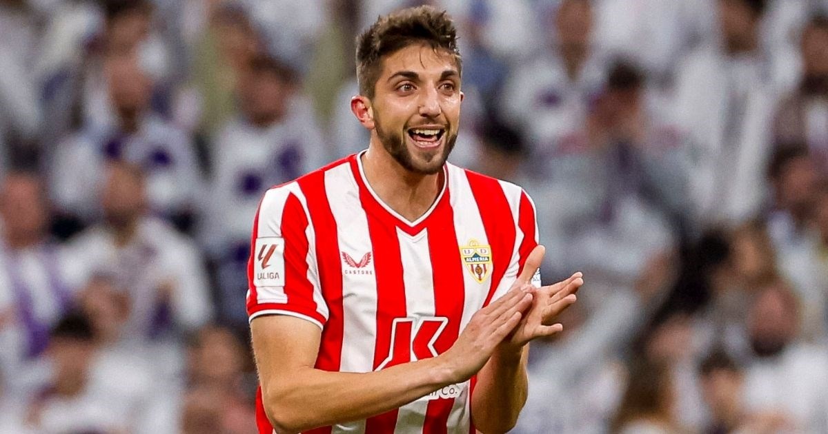 Stoper Almerije zapratio Hajduk na Instagramu. Uskoro se očekuje u Splitu