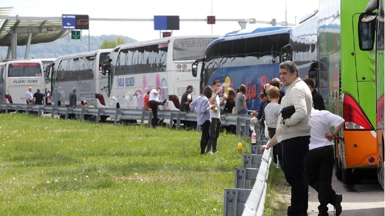 Policija na granici provjeravala autobuse i vozače, naplaćeno više od 50.000 kn kazni
