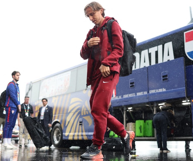 Zaštitari tražili Modrića da se identificira na ulasku u stadion