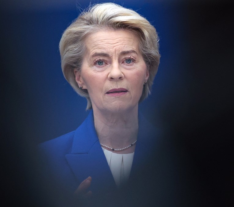 Von der Leyen: Pred EU su dva moguća puta