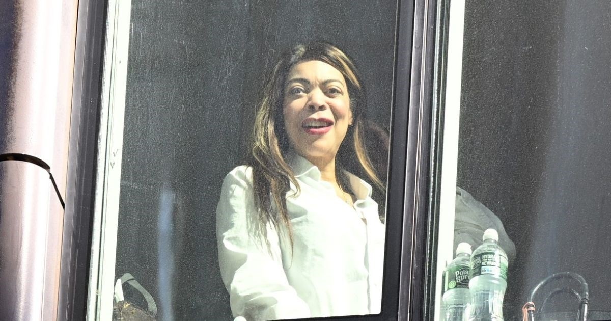 Wendy Williams tvrdi da je prošla psiho-test nakon što je molila za pomoć kroz prozor