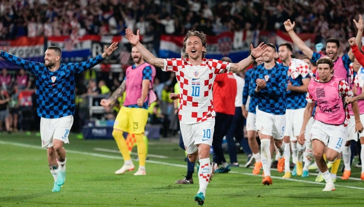 Nizozemski mediji: Skoro će mu 38, a školovao nas je 119 minuta. Zaplješćimo mu