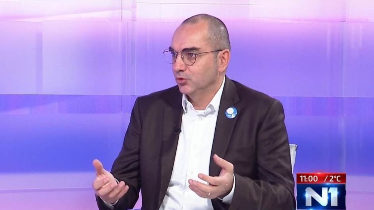 Bakić: Loši smo po umrlima, predviđam da će biti 3000 mrtvih do kraja godine