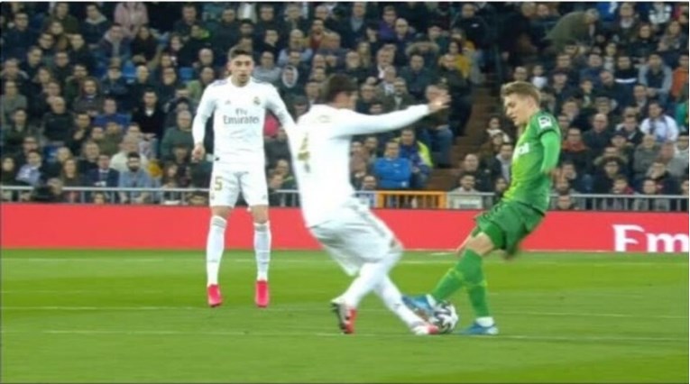 Ramos poludio na igrača Reala na posudbi u Sociedadu: "Poserem ti se na mamu"