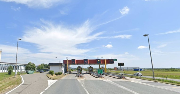 Motociklist sletio s ceste kod Slavonskog Broda, završio u bolnici