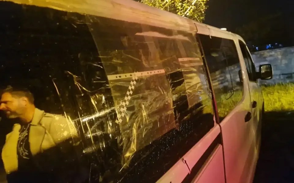 Gradonačelnik Cetinja: Želimo napadnutim Hrvatima platiti popravak vozila