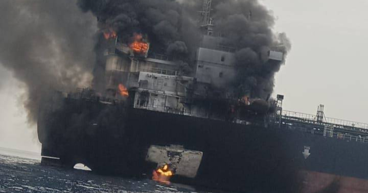 Amerika snažno udara, Iran objavio fotografiju gorućeg tankera: "Vjerovali su SAD-u"