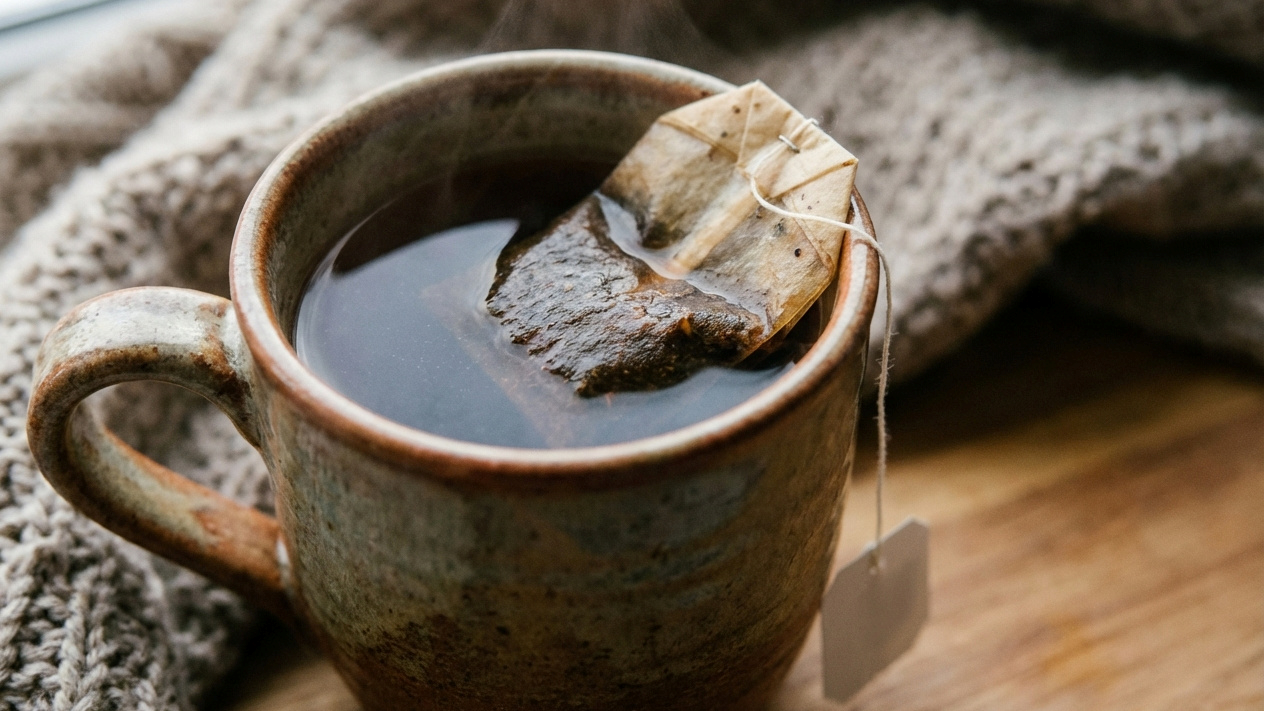 Koliko je zdravo piti čaj cijeli dan umjesto vode?