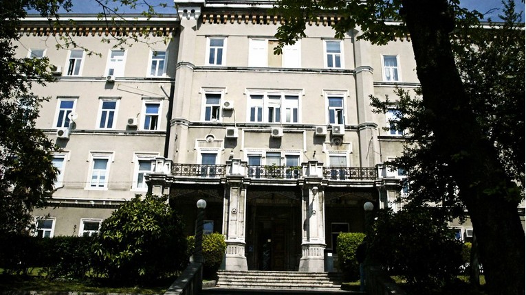 U Primorsko-goranskoj umrle tri osobe, 12 na respiratoru, 417 novih