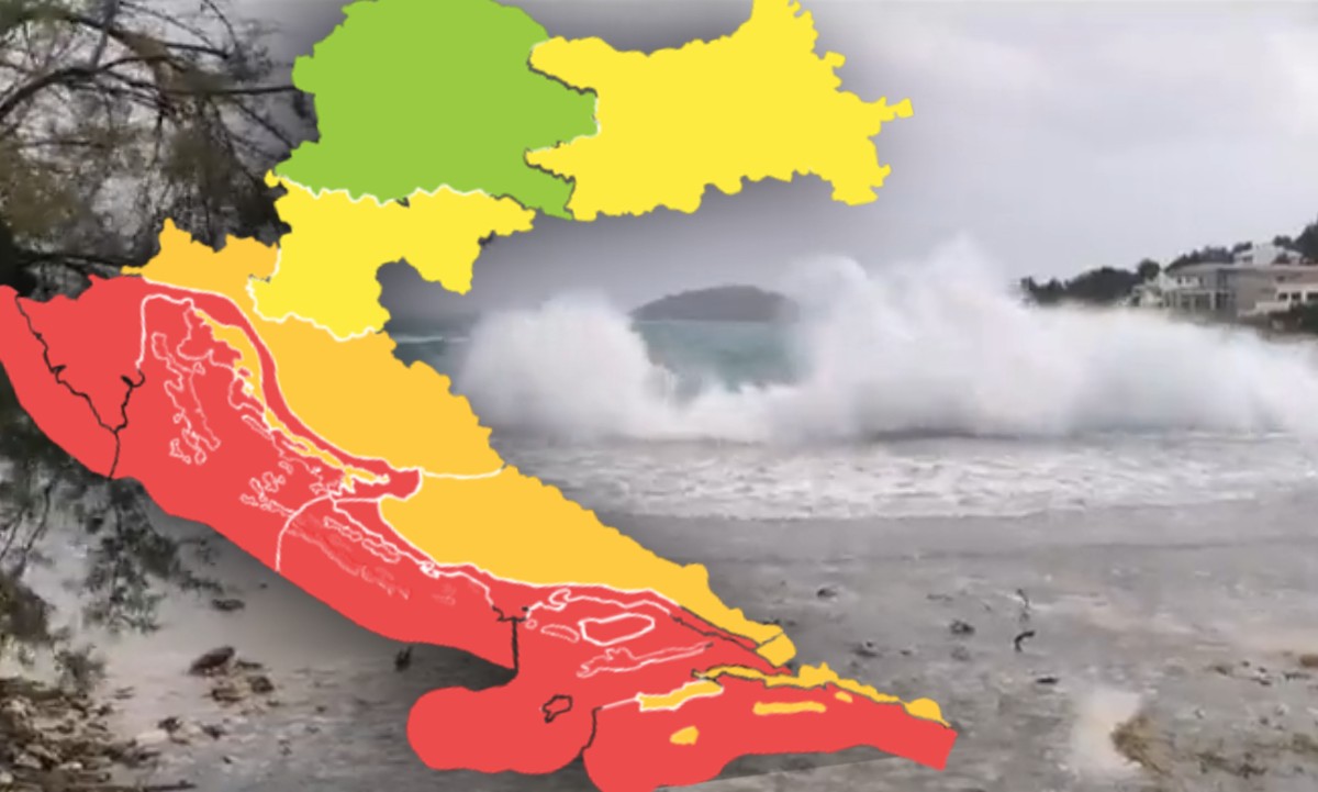 VIDEO Jako jugo na Jadranu, valovi i do 6 metara. Izdan crveni alarm za cijelu obalu