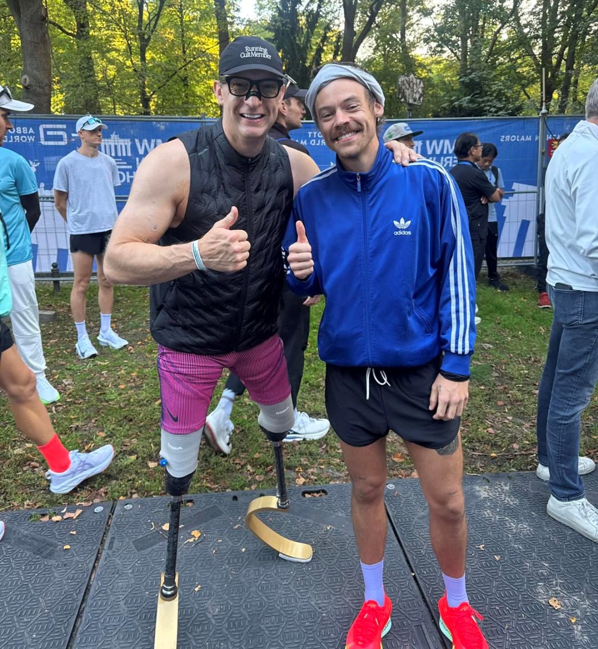 Među 80.000 trkača na Berlinskom maratonu uočen mega slavni pjevač